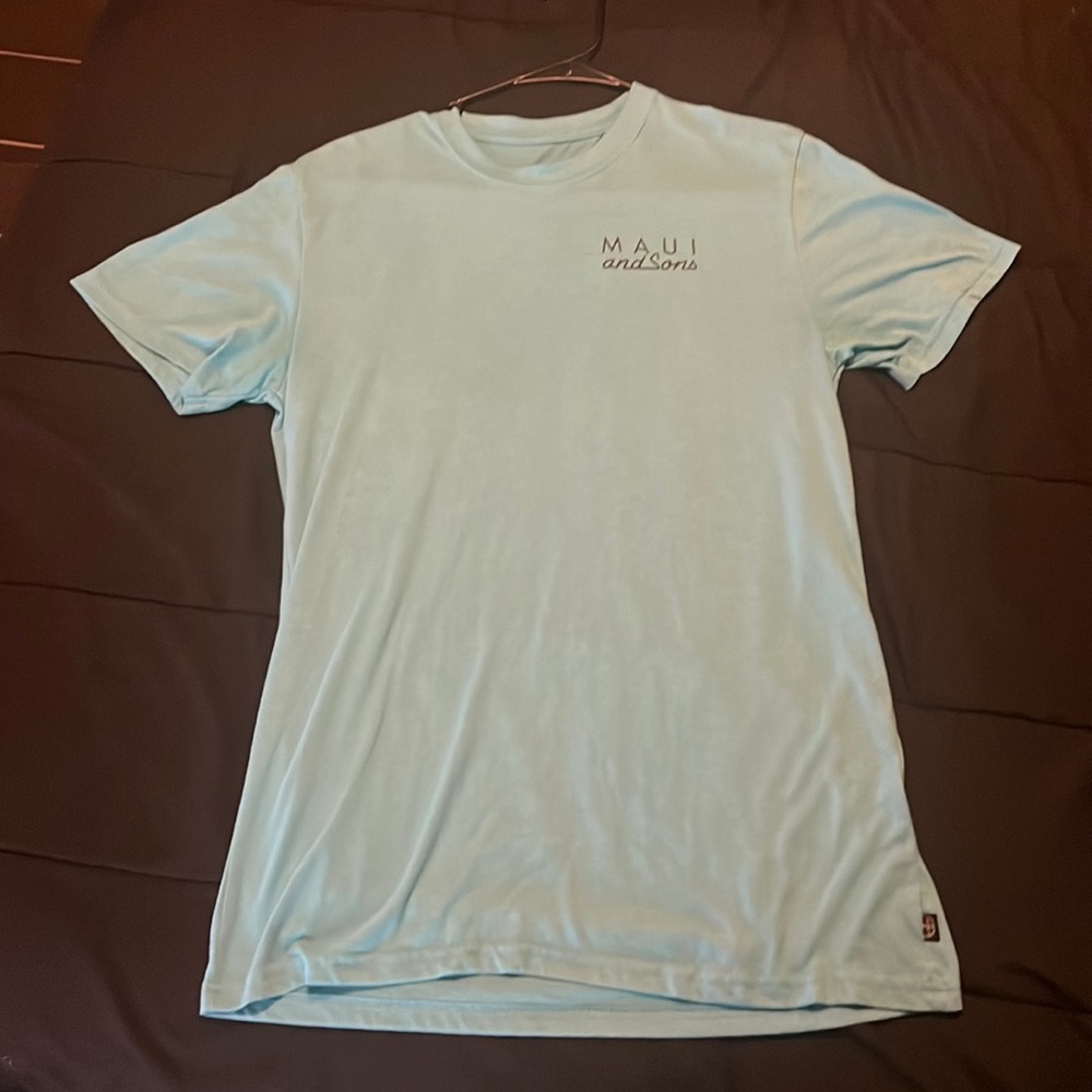Maui and Sons baby blue T-shirt